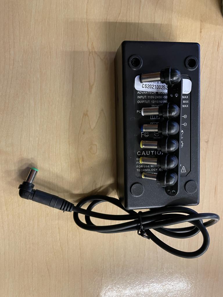 ADVANTECH UNIVERSAL CHARGER 96W